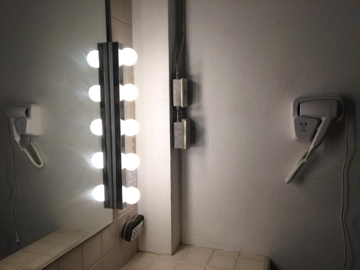 42 Guest House بانكوك المظهر الخارجي الصورة